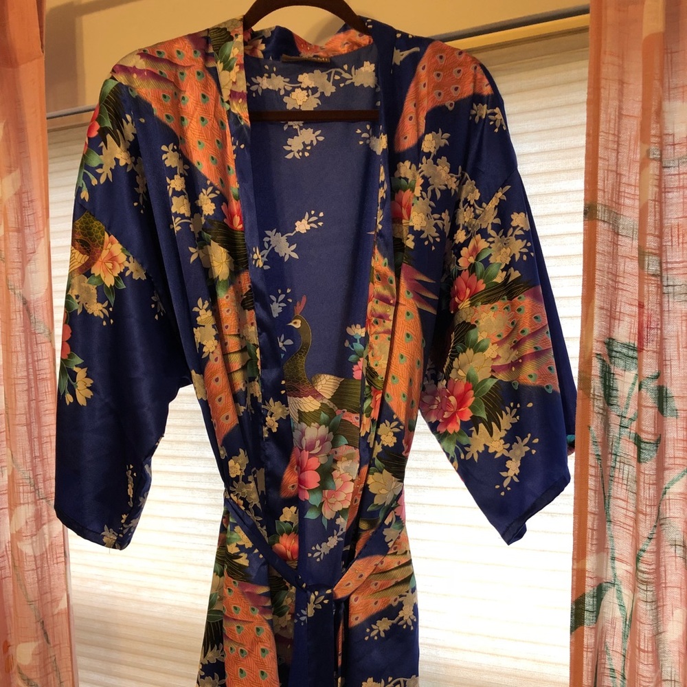 Kimono robe